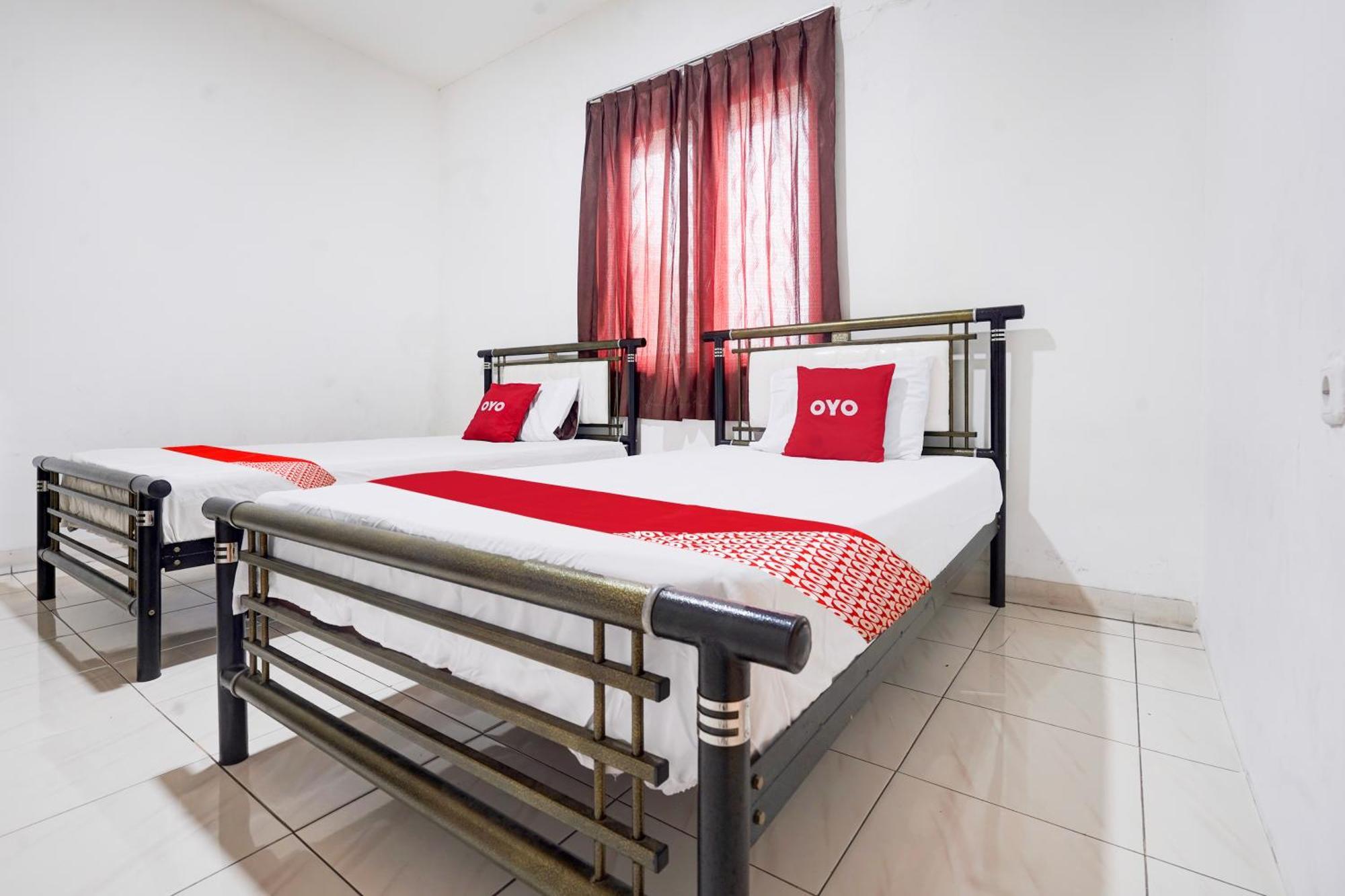 Hotel O Rappocini Near Rsia Paramount Makassar Extérieur photo
